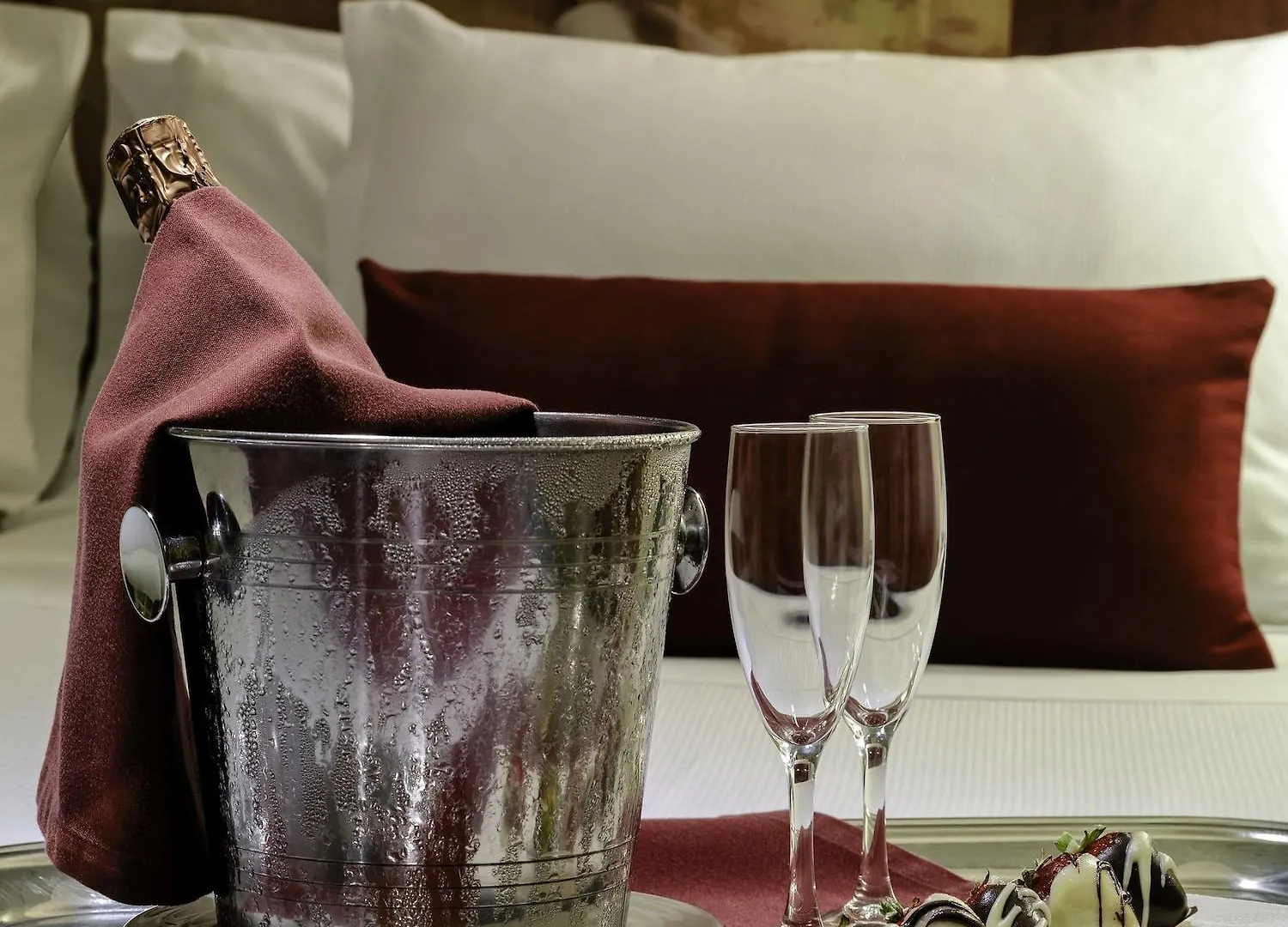 H10 Universitat (Adults Only) Barcelona 4*,
