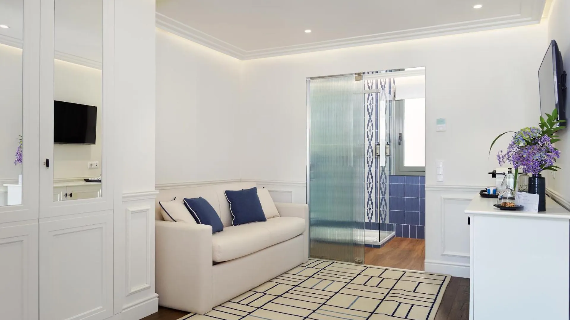 H10 Universitat (Adults Only) Barcelona Hotell