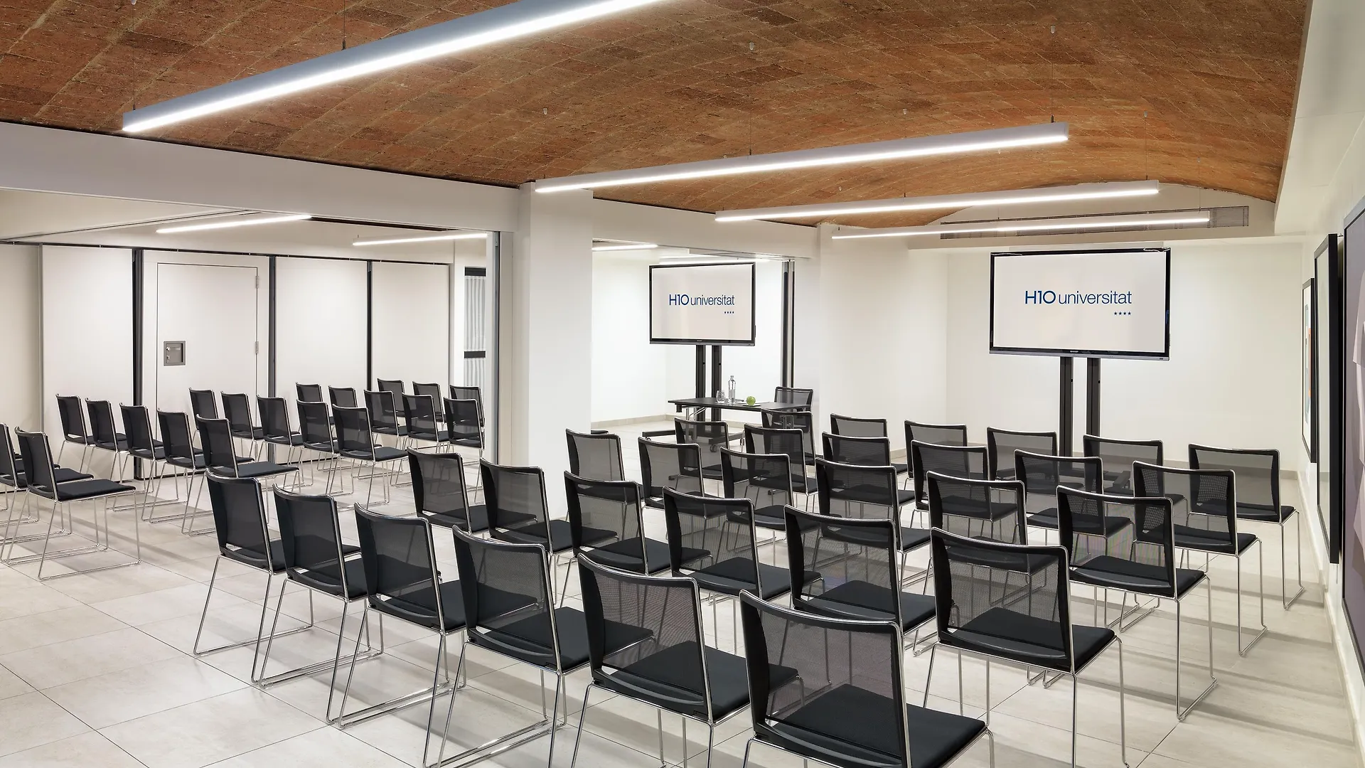 **** Hotel H10 Universitat (Adults Only) Barcelona Spain